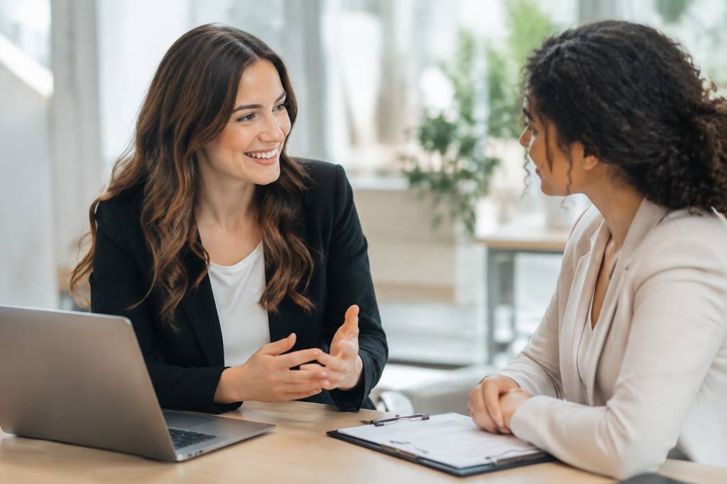 Comment un coach en recherche d’emploi peut accélérer votre recherche et vous aider à décrocher un poste